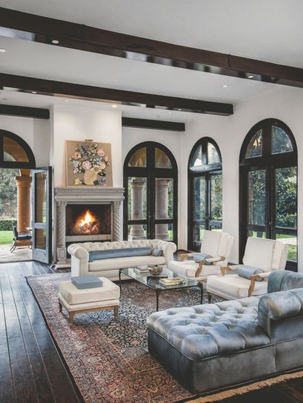 2ad92f_1c49d213a98a48e7b543c069a43b13d8~mv2