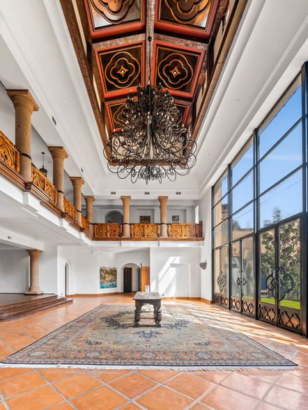 2ad92f_8395ec9c71c545429217847dcb8a4f27~mv2