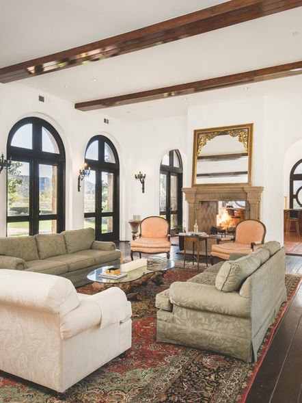 2ad92f_ad0c2a35608e41e2a52205662164edab~mv2